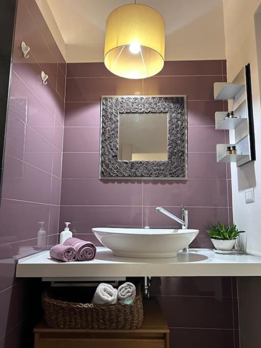 Elegante Appartamento Privato In Palazzo Storico Del XVIII - Pieno Centro นิโกเซีย ภายนอก รูปภาพ