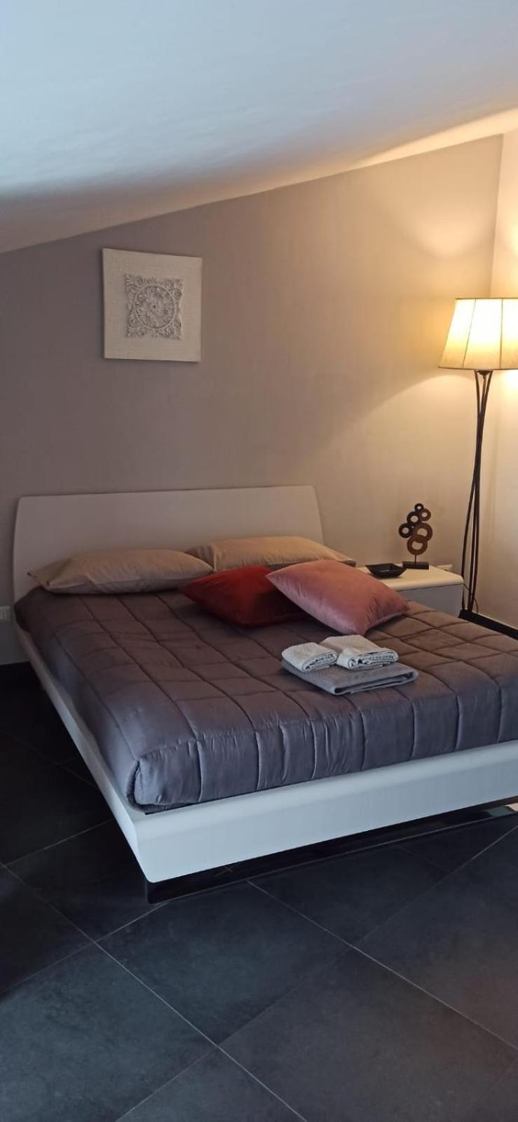 Elegante Appartamento Privato In Palazzo Storico Del XVIII - Pieno Centro นิโกเซีย ภายนอก รูปภาพ