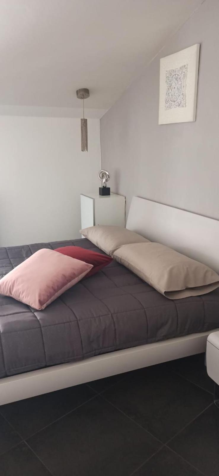 Elegante Appartamento Privato In Palazzo Storico Del XVIII - Pieno Centro นิโกเซีย ภายนอก รูปภาพ